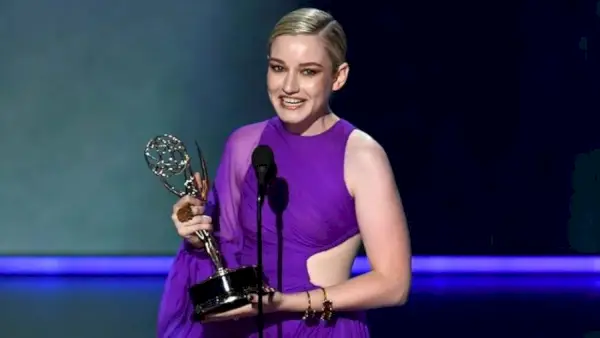 Julia Garner Ganadora del Emmy Ozark