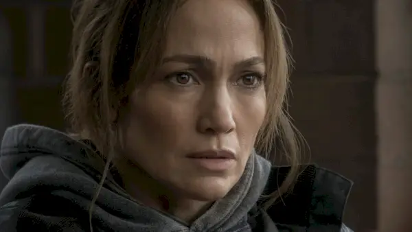 Czy warto obejrzeć „Matkę”? Recenzja nowego filmu Jennifer Lopez na Netfliksie