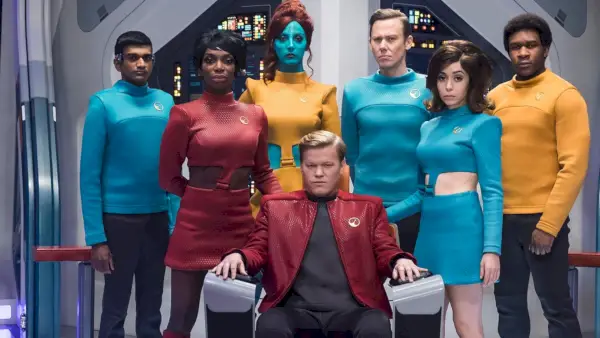 Omejena serija Black Mirror Uss Callister v delu.webp