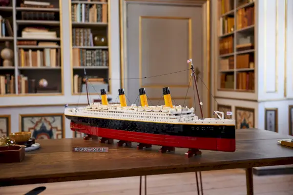 Conjunto LEGO Titanic