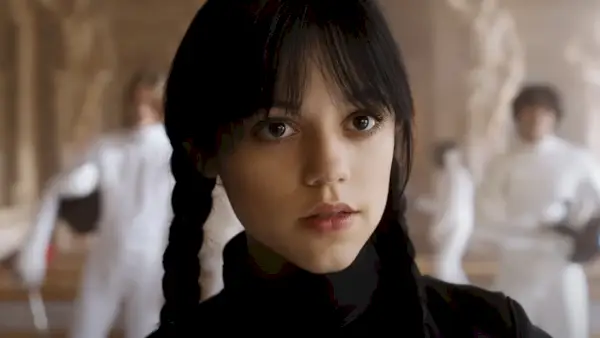 Jenna Ortega dans le rôle de Wednesday Addams dans Netflix