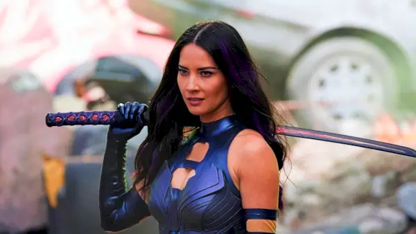 Olivia Munn kao Elizabeth Braddock u X-Men: Apocalypse