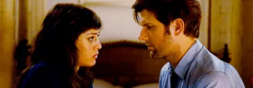 ADam Scott in Lizzie Caplan v Bachelorette