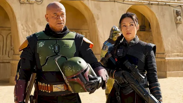 Temuera Morrison als Boba Fett und Ming-Na gingen als Fennec Shand in „Das Buch von Boba Fett“.