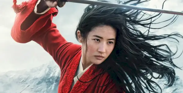 Liu Yufei como Mulan en Mulan (2020)