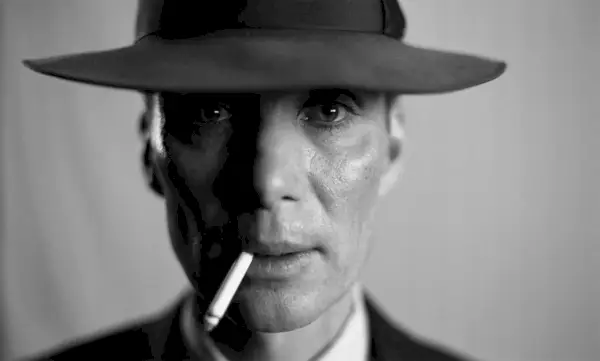 Cillian Murphy kao J. Robert Oppenheimer u