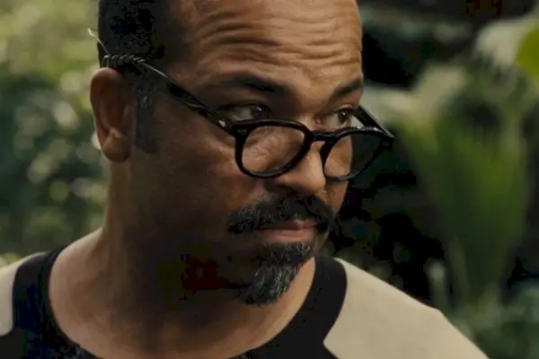 Jeffrey Wright com a Beetee