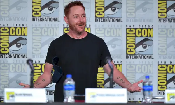 SAN DIEGO, CALIFORNIE - 20 JUILLET : Scott Grimes s'exprime à