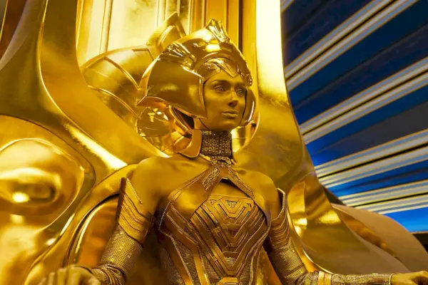 Nous avons notre premier aperçu d’Elizabeth Debicki dans le rôle d’Ayesha dans « Les Gardiens de la Galaxie Vol. 3'!