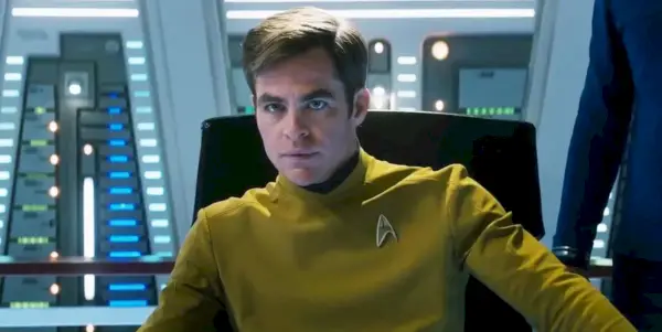 Chris Pine som kapten Kirk i Star Trek