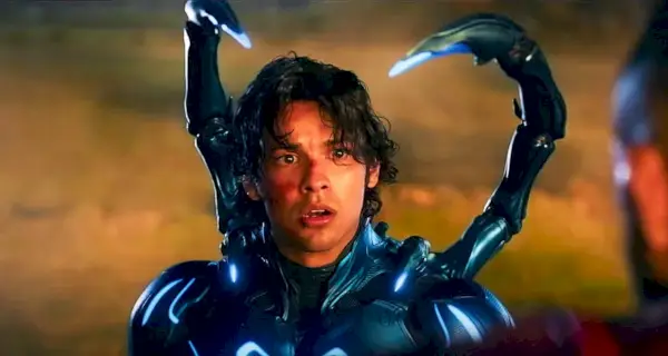 Xolo Mariduena kot Jaime Reyes v Blue Beetle