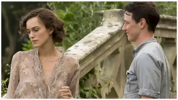 Kiera Knightley e James Mcavoy in espiazione