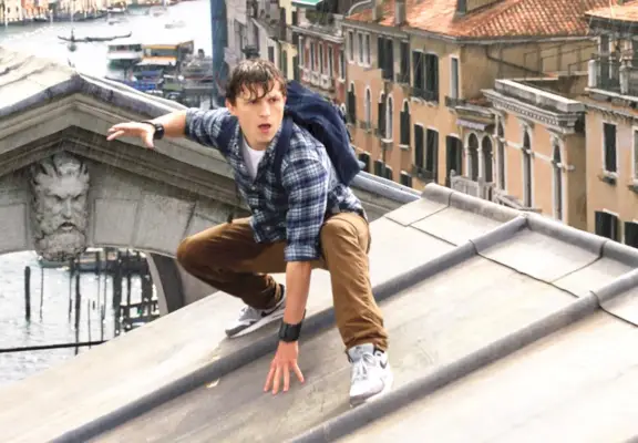 Tom Holland dans le rôle de Peter Parker dans Spider-Man : Far From Home (Marvel Studios)