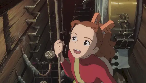 Arrietty zâmbind în The Secret World of Arrietty (Studio Ghibli)