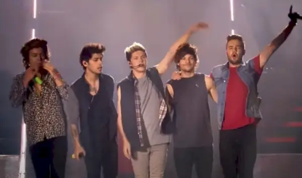 La banda de One Direction en el tráiler de la película Where We Are.