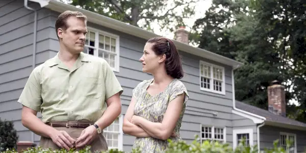 David Harbour als Shep Campbell in Revolutionary Road