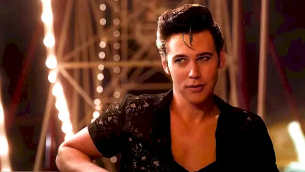 Austin Butler som Elvis Presley i Elvis