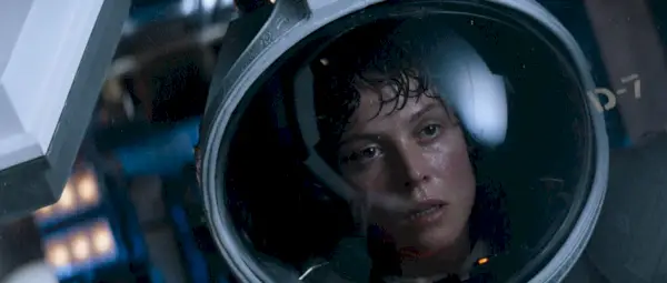 Ripley sieht in „Alien“ erschöpft aus