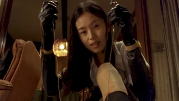 Asami (Eihi Shiina) i Takashi Miike