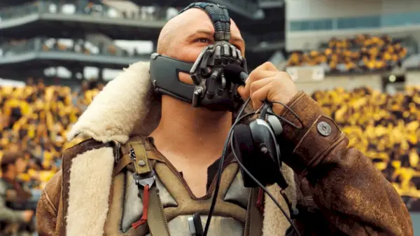 Tom Hardy dans le rôle de Bane dans The Dark Knight Rises