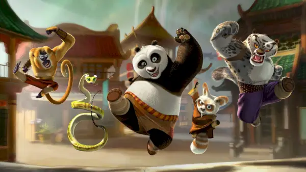 Panda Po se bori skupaj s pobesnelo peterico v igri Kung Fu Panda.