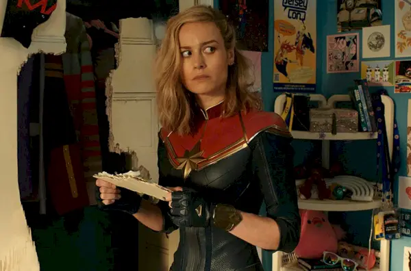 Brie Larson dans le rôle de Carol Danvers dans Les Merveilles