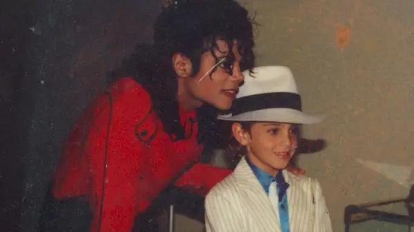 Filma “Leaving Neverland” nonāks Netflix UK 2021. gada martā