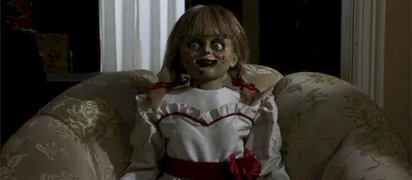 The Conjuring Universe Netflix Annabelle kommer hem