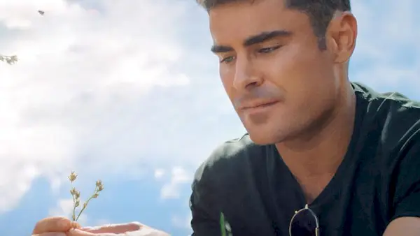 Zac Efron Giù per la Terra Stagione 2 Netflix.webp