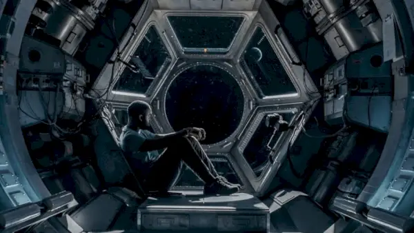 Sci Fi Thriller Stowaway kommer til Netflix i april 2021 Shamier Anderson