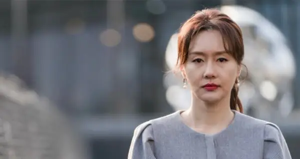 Kim Jee Soo Romance In The House Netflix K Drama verschijnt in augustus 2024 Preview E1721221691146