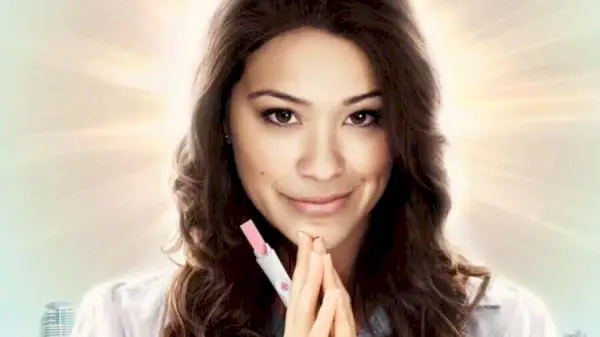 De ce nu este încă sezonul 4 „Jane the Virgin” pe Netflix?