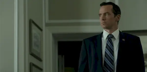 Il cast di House Of Cards Dove sono adesso Nathan Darrow