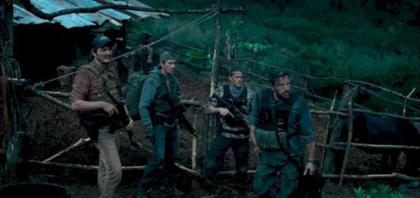 Foto del cast di Triple Frontier Netflix