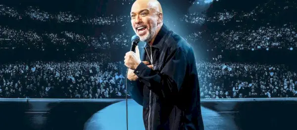 Jo Koy en direct du forum de Los Angeles