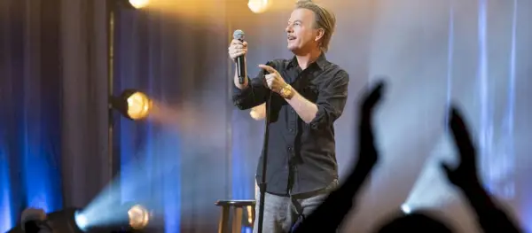 David Spade Nič osebnega Netflix