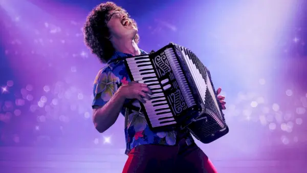 Bude Rokuov film „Weird: The Al Yankovic Story“ na Netflixe?