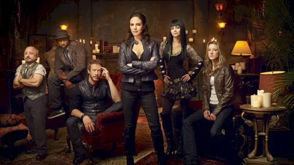 Kada „Lost Girl“ 5 sezonas bus transliuojamas JAV „Netflix“?