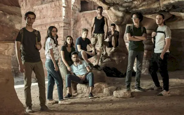 Elenco da Netflix da 1ª temporada de Jinn