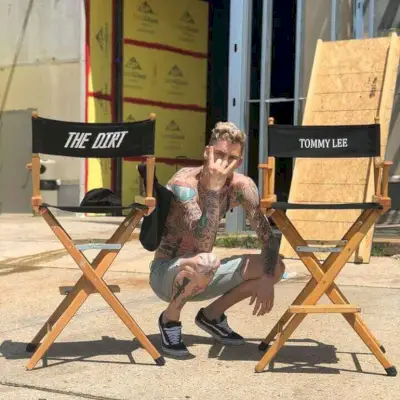 Machine Gun Kelly Motley Crue Netflix