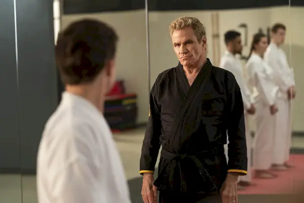 Zrzut ekranu z sezonu 4 Cobra Kai 4