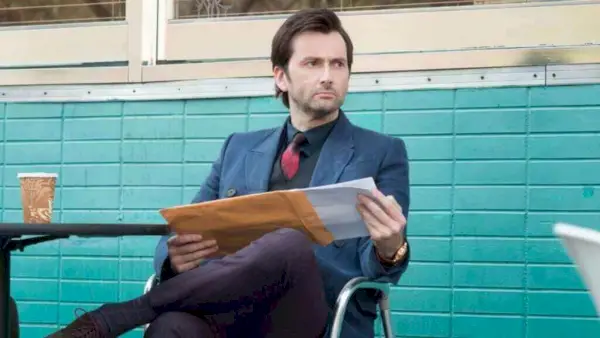 David Tennant uomo viola