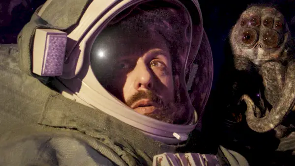 «Spaceman»-anmeldelse: Bør du se Adam Sandlers nye Netflix-film?