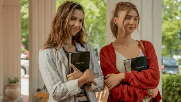 Slutty Teenage Bounty Hunters Seizoen 1 Netflix komt in augustus 2020 naar Netflix