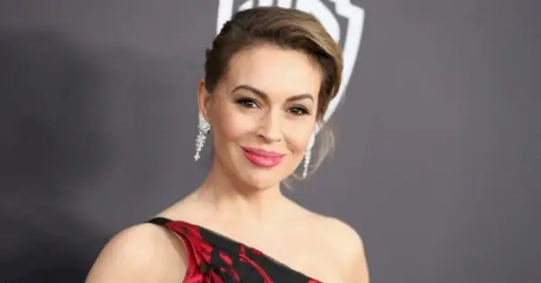 Alyssa Milano Cosecha de experiencia prolongada de Covid 1599119025 1913x1002 1