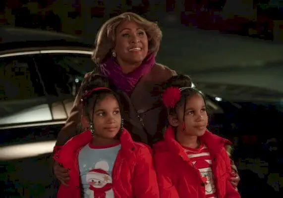 Holiday Rush Netflix Christmas Film Twins