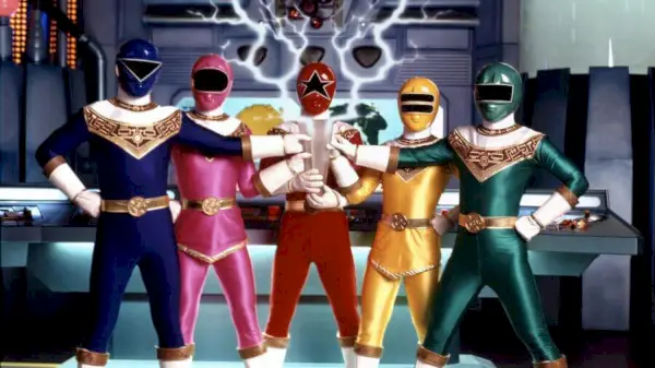 Netflix Power Rangers Zeo'daki Tüm Power Rangers Dizileri