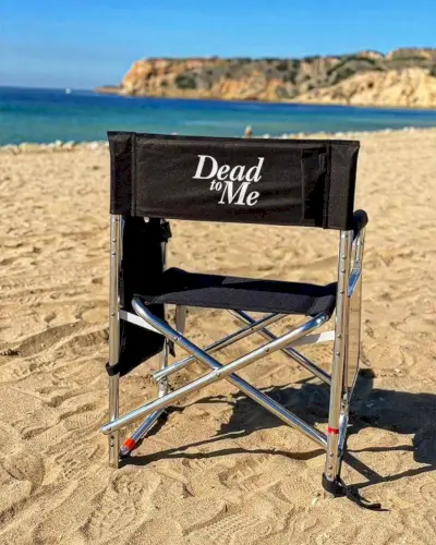 A forgatás Wraps On Dead To Me 3. évad Netflix