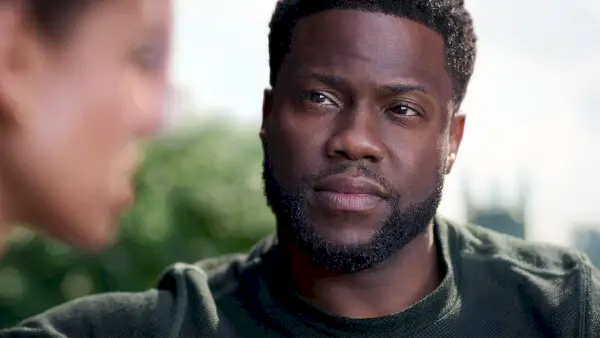 Løft Kevin Hart Netflix filmanmeldelse bør du se.webp