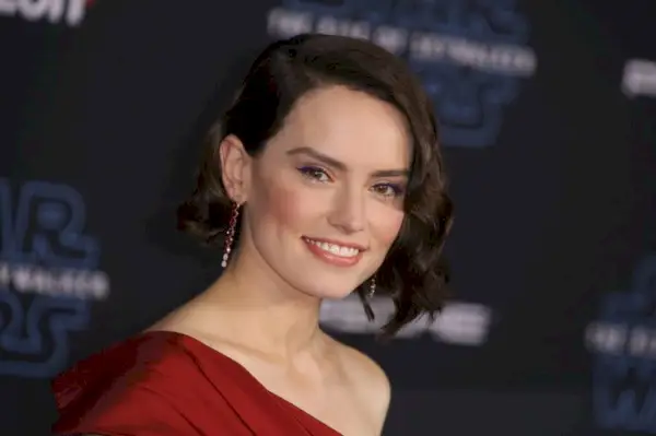 Daisy Ridley Brezposelna